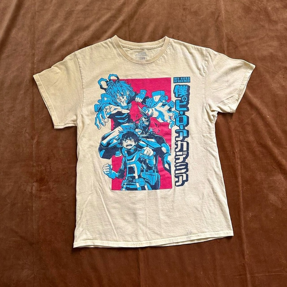 ⭐️ BUTTER YELLOW MY HERO ACADEMIA TSHIRT ⭐️